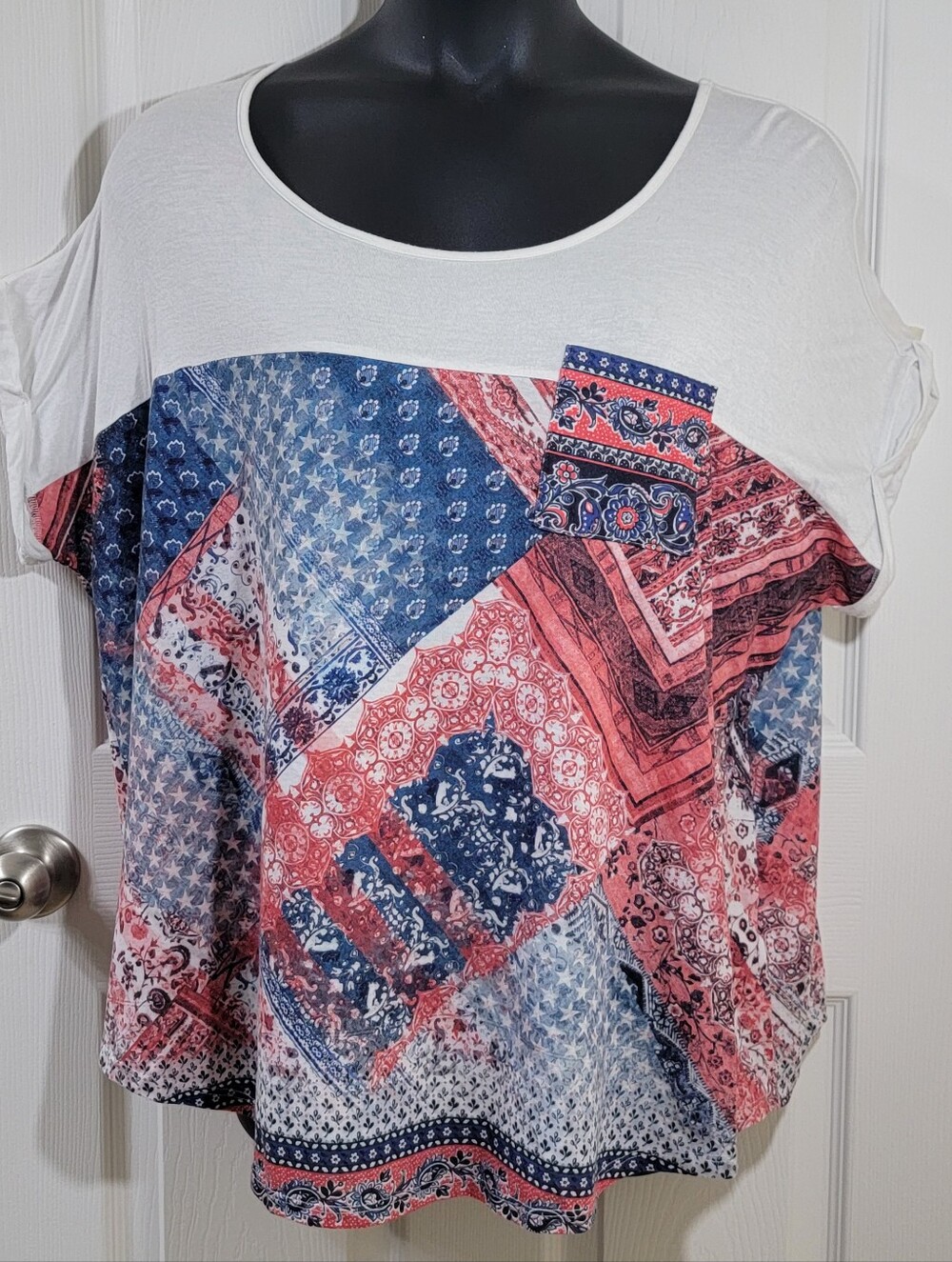 High Fifth Women 3X Plus Size Red Blue White Bandana Paisley Print Short Sleeves